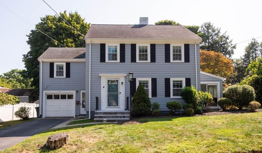 4 Williams Road Lynnfield, MA 01940 - Photo 1 of 42 Gallery Image 1