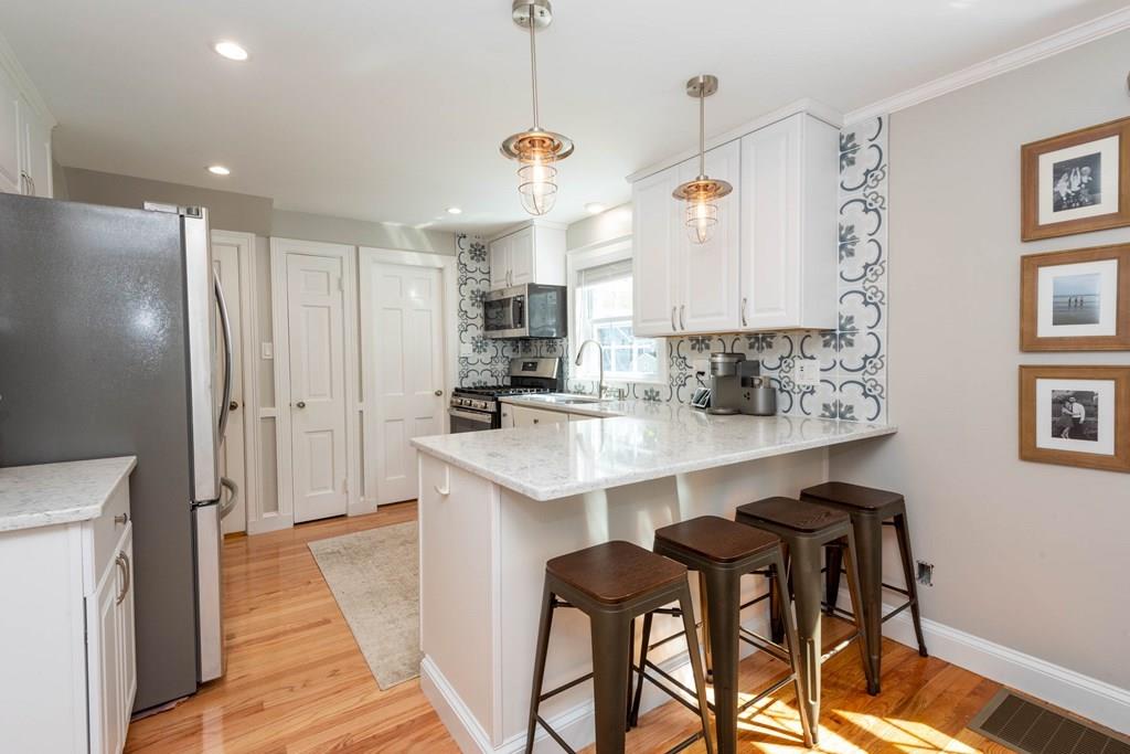 4 Williams Road Lynnfield, MA 01940 - Photo 14 of 42 Gallery Image 14