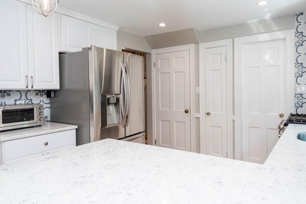 4 Williams Road Lynnfield, MA 01940 - Photo 16 of 42 Gallery Image 16