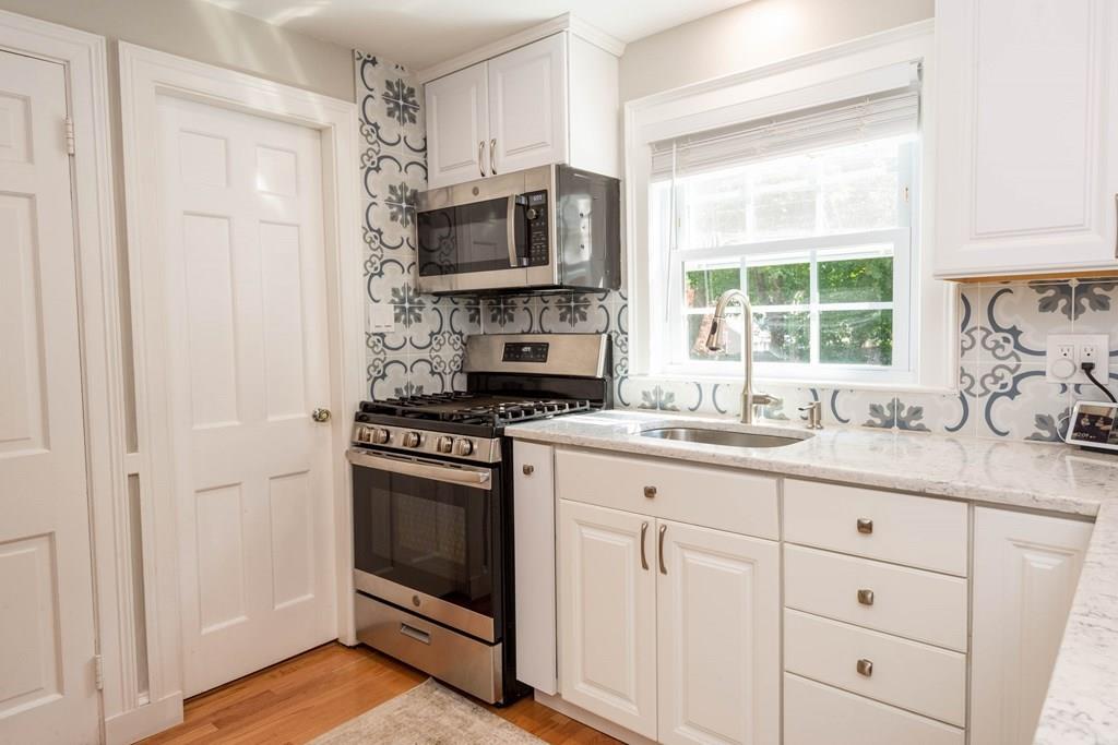 4 Williams Road Lynnfield, MA 01940 - Photo 17 of 42 Gallery Image 17