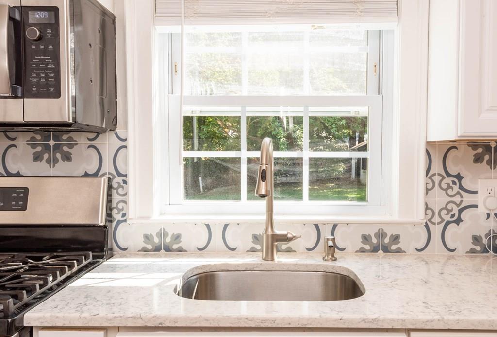 4 Williams Road Lynnfield, MA 01940 - Photo 19 of 42 Gallery Image 19