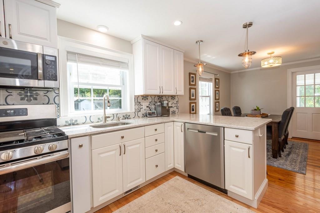 4 Williams Road Lynnfield, MA 01940 - Photo 20 of 42 Gallery Image 20