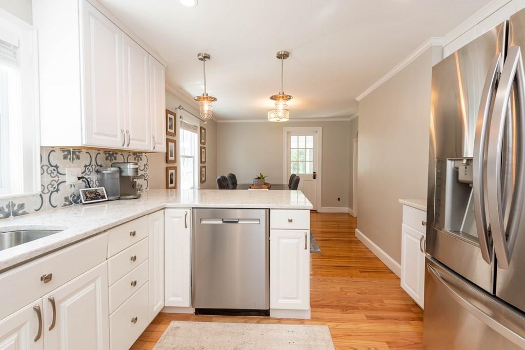 4 Williams Road Lynnfield, MA 01940 - Photo 21 of 42 Gallery Image 21