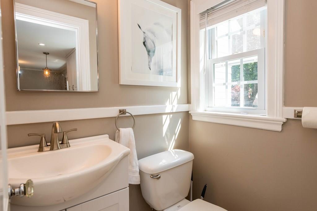 4 Williams Road Lynnfield, MA 01940 - Photo 31 of 42 Gallery Image 31