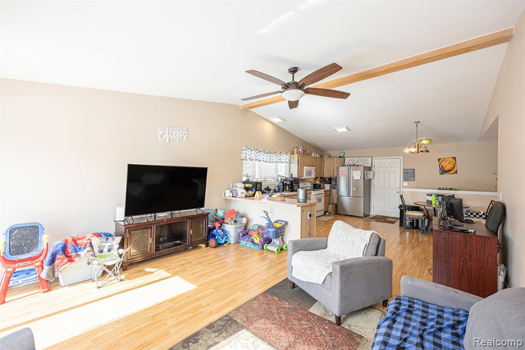 24374 21 Mile Road Macomb, MI 48042 - Photo 6 of 20
