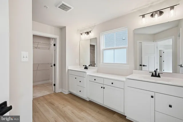 $699,900 | 216 Perrys Retreat Boulevard, Grasonville, MD 21638