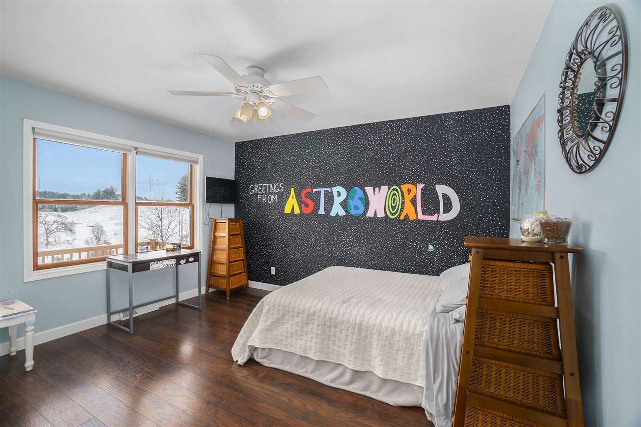 819 Carlisle Road Traverse City, MI 49696 - Photo 14 of 33 1884097-13.JPG