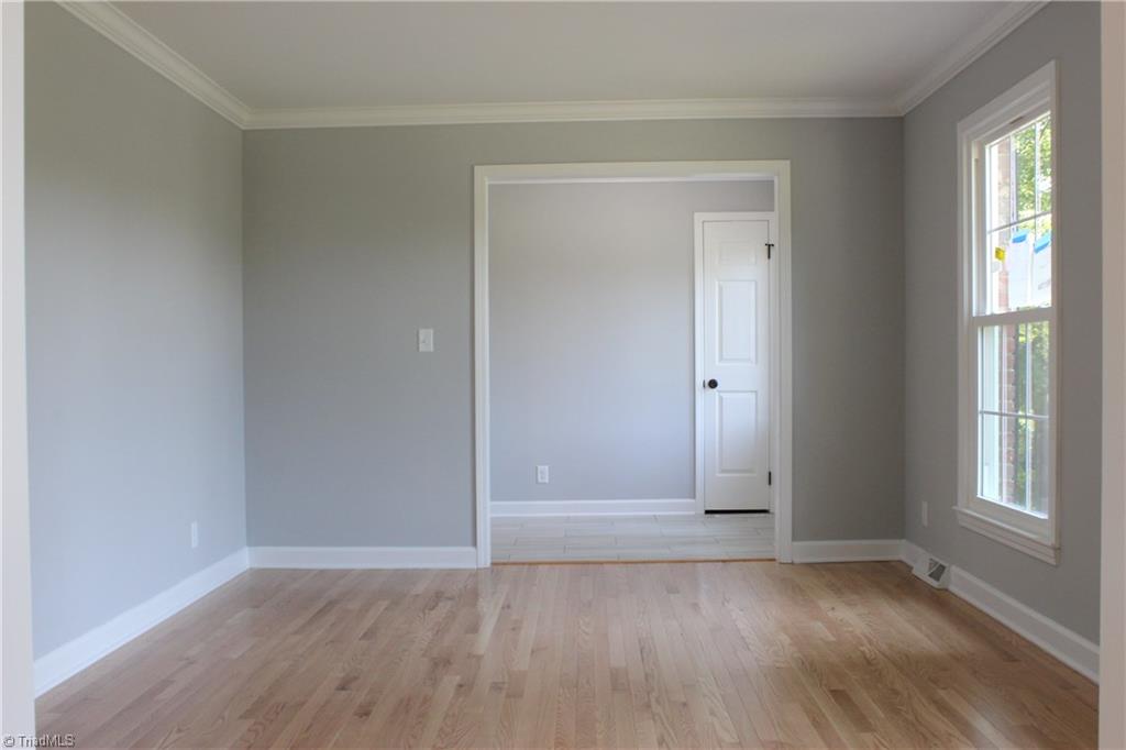 2715 Farmbrook Road Winston-Salem, NC 27103 - Photo 6 of 28 Gallery Image 6