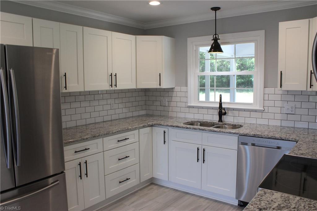 2715 Farmbrook Road Winston-Salem, NC 27103 - Photo 8 of 28 Gallery Image 8
