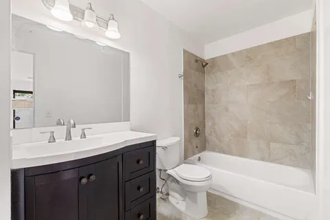 $454,800 | 79-7199 Mamalahoa Highway, Unit 110, Holualoa, HI 96725