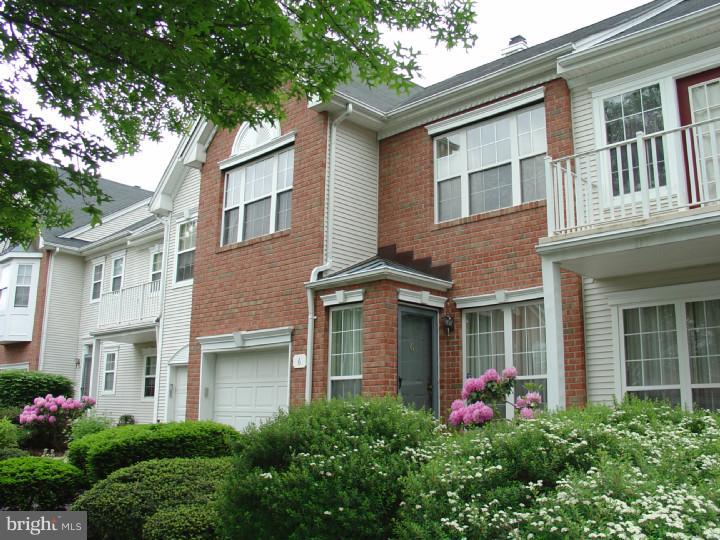 6 Howe Court Pennington, NJ 08534 - Photo 2 of 25 View