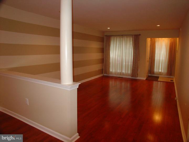 6 Howe Court Pennington, NJ 08534 - Photo 5 of 25 View