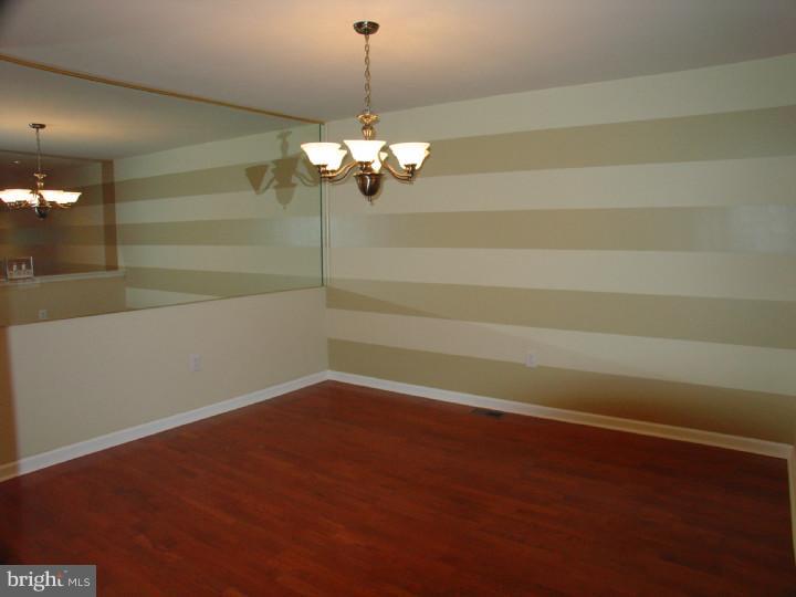 6 Howe Court Pennington, NJ 08534 - Photo 7 of 25 Dining Room