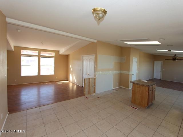 54082 West Barrel Road Maricopa, AZ 85139 - Photo 15 of 54 023-244858 Dining Area View