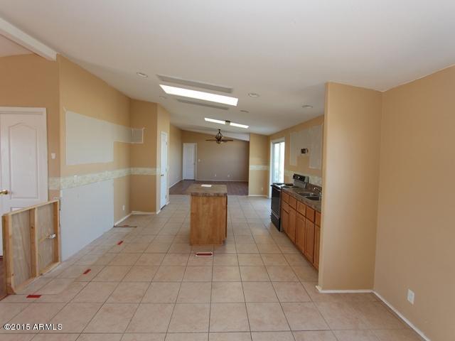 54082 West Barrel Road Maricopa, AZ 85139 - Photo 16 of 54 023-244858 Dining Area View (2)