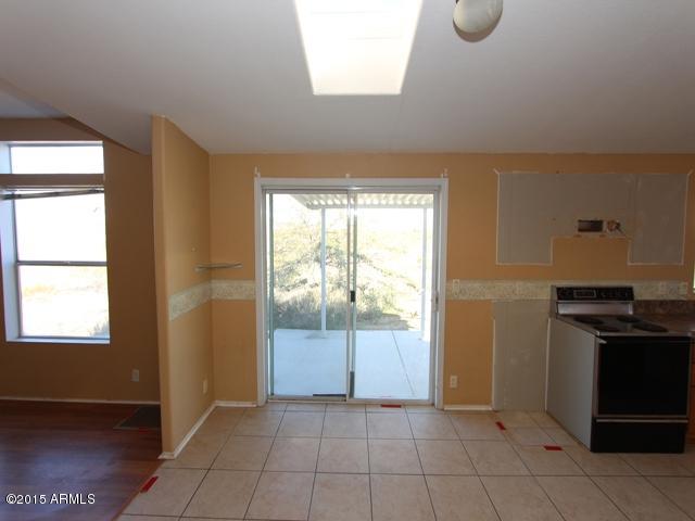 54082 West Barrel Road Maricopa, AZ 85139 - Photo 20 of 54 023-244858 Eating Area
