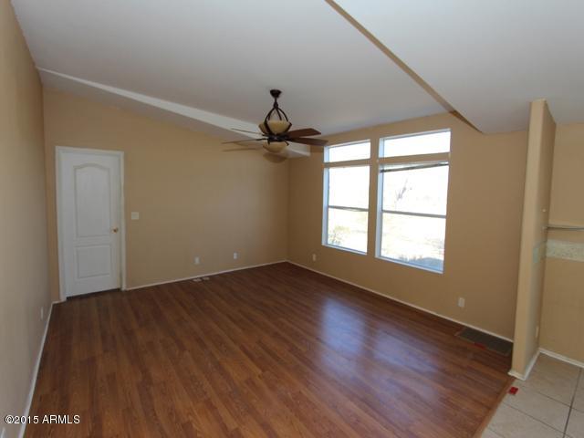 54082 West Barrel Road Maricopa, AZ 85139 - Photo 22 of 54 023-244858 Family Room (2)