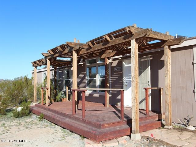 023-244858 Front Porch