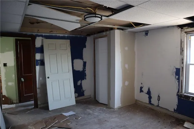 a view of empty room