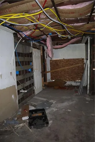 a view of walk in closet