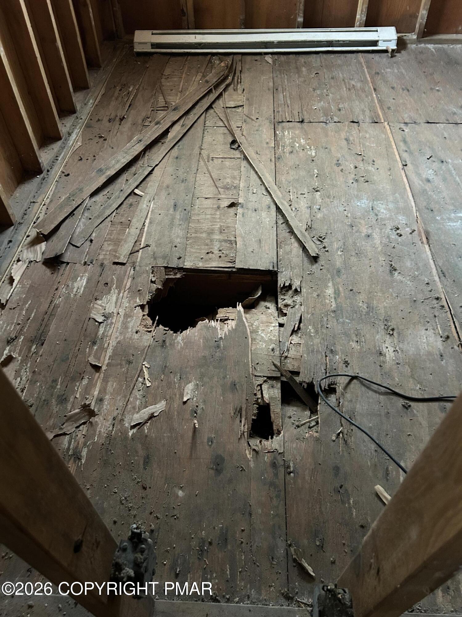 106 Dogwood Road Dingmans Ferry, PA 18328 - Photo 13 of 34 a view of entryway