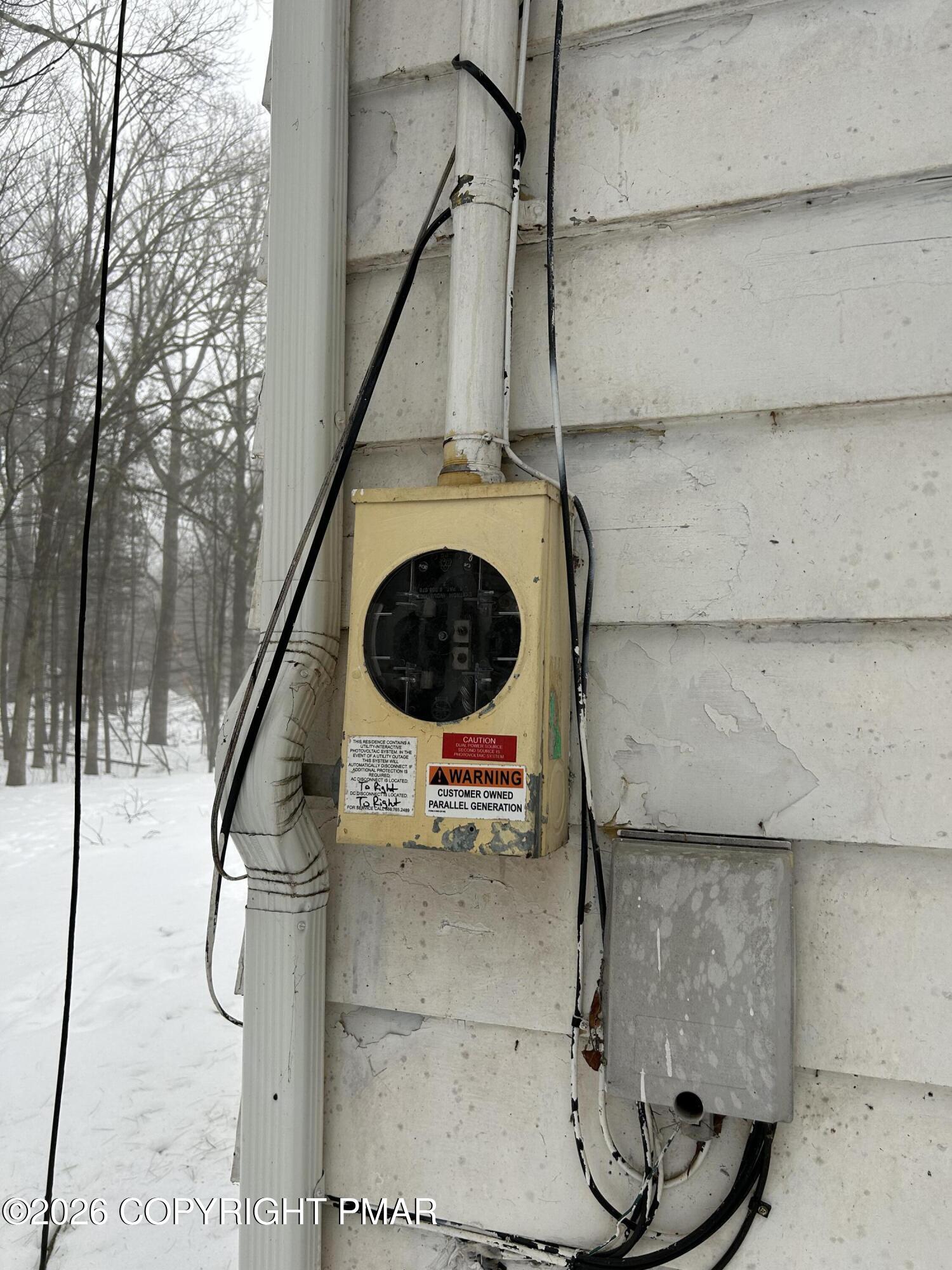106 Dogwood Road Dingmans Ferry, PA 18328 - Photo 23 of 34 a utility room with dryer and washer