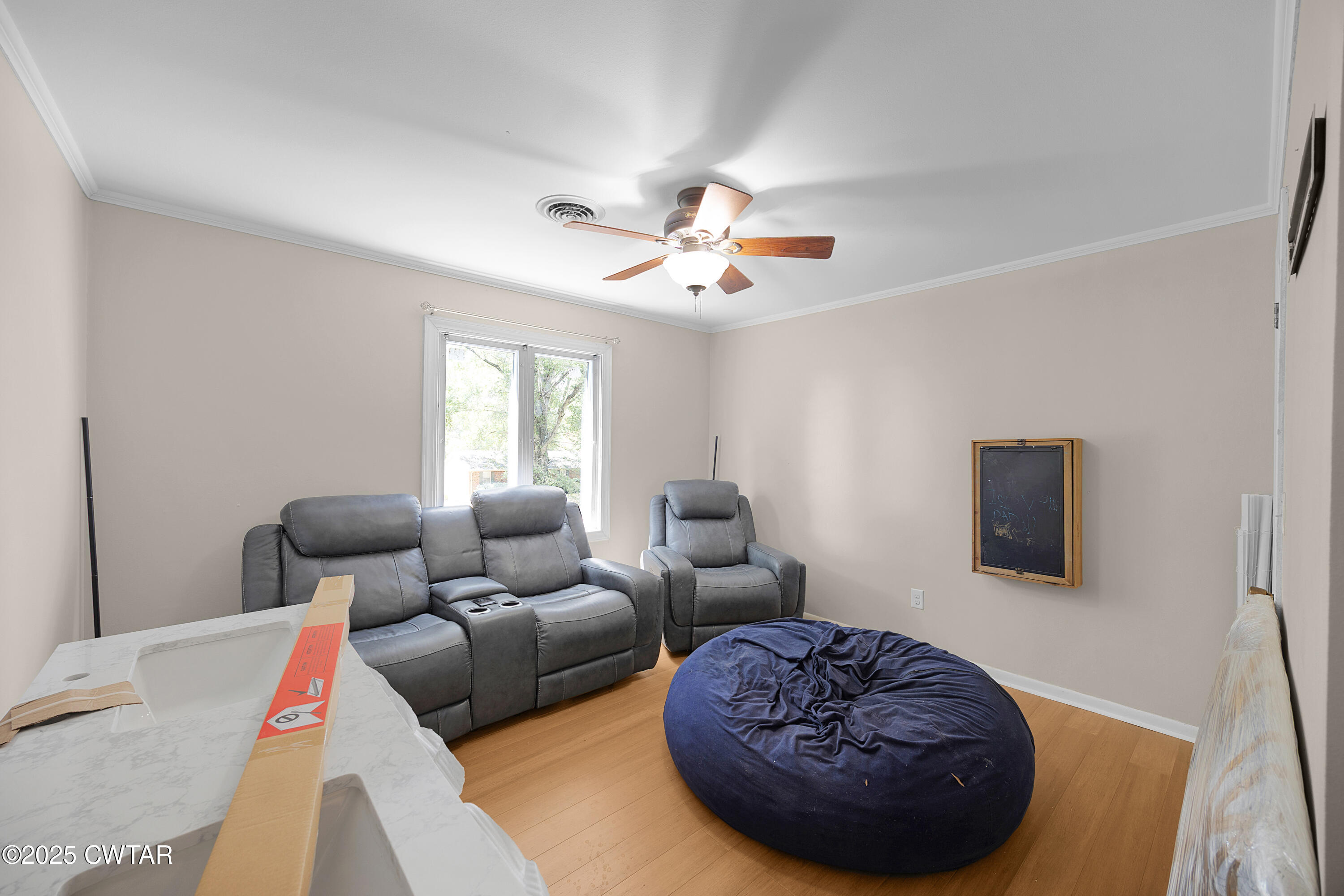 157 Mockingbird Lane Martin, TN 38237 - Photo 22 of 26 a living room with furniture and a couch