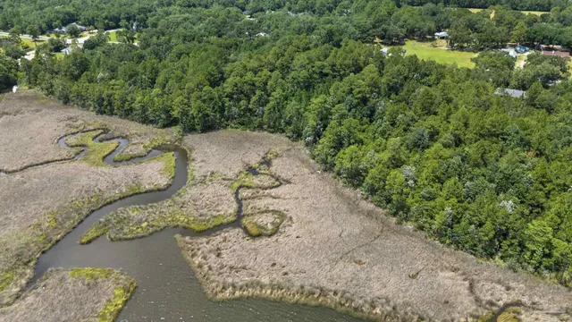 $300,000 | 4757 Bayside Boulevard, Milton, FL 32583