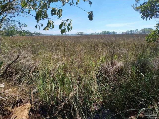 $300,000 | 4757 Bayside Boulevard, Milton, FL 32583