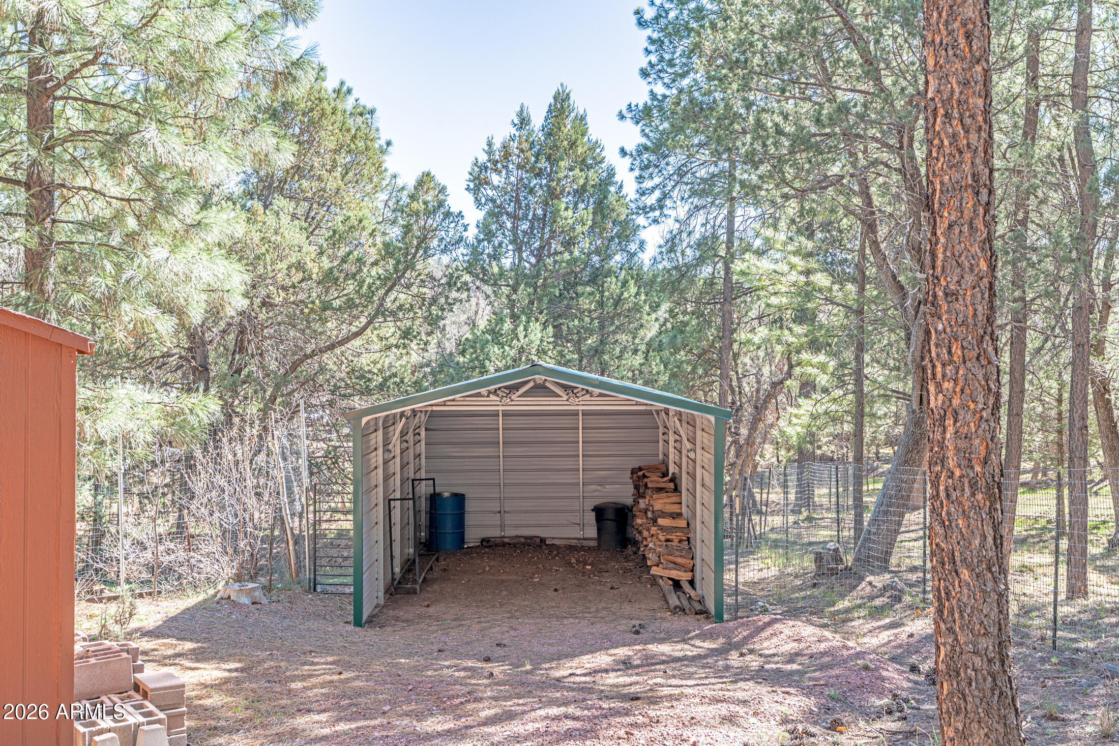 190 South Greystone Circle Payson, AZ 85541 - Photo 38 of 45 a view of a house with a yard and large tree