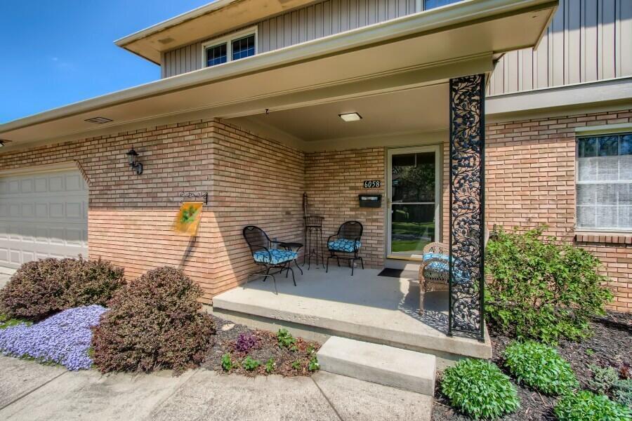 6058 Sandgate Road Columbus, OH 43229 - Photo 1 of 27 Front Entry