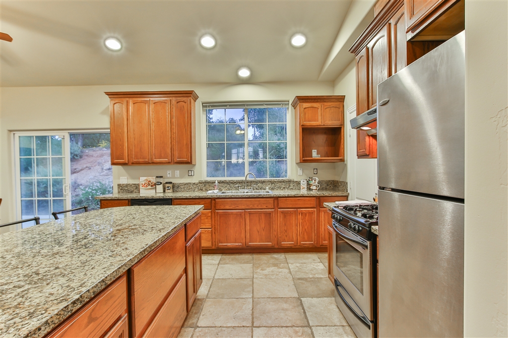 32142 Cole Grade Road Valley Center, CA 92082 - Photo 6 of 15
