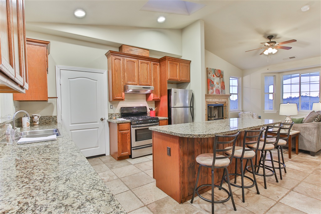 32142 Cole Grade Road Valley Center, CA 92082 - Photo 7 of 15