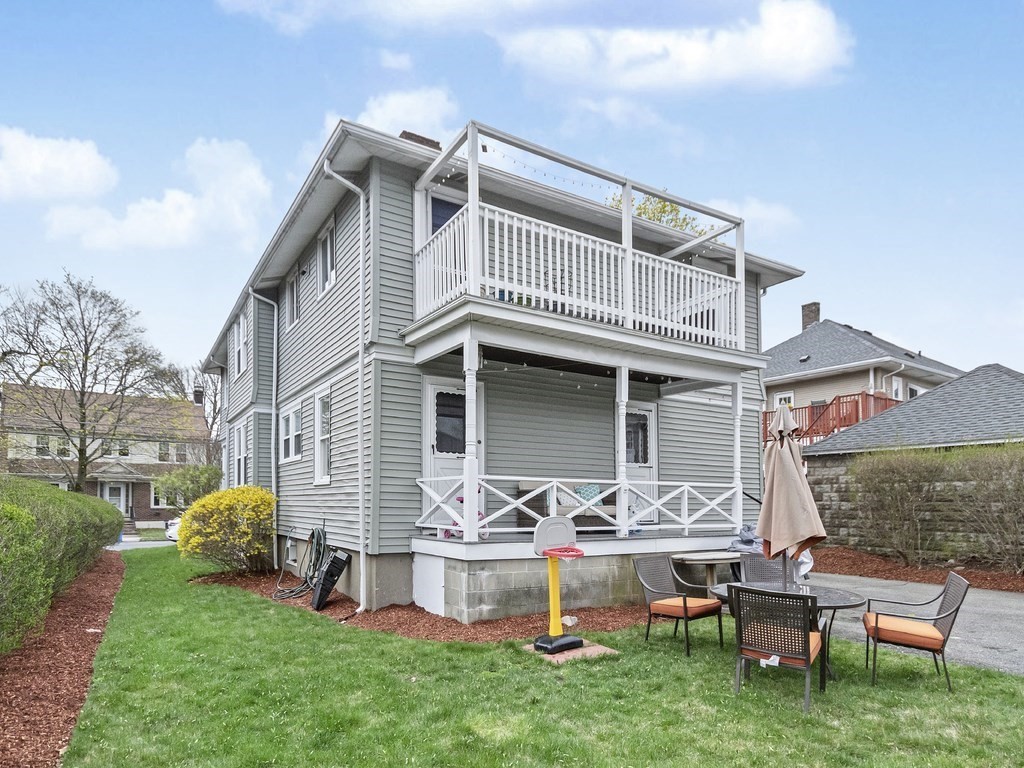 8-10 Berkshire Road Waltham, MA 02453 - Photo 32 of 36 Gallery Image 32