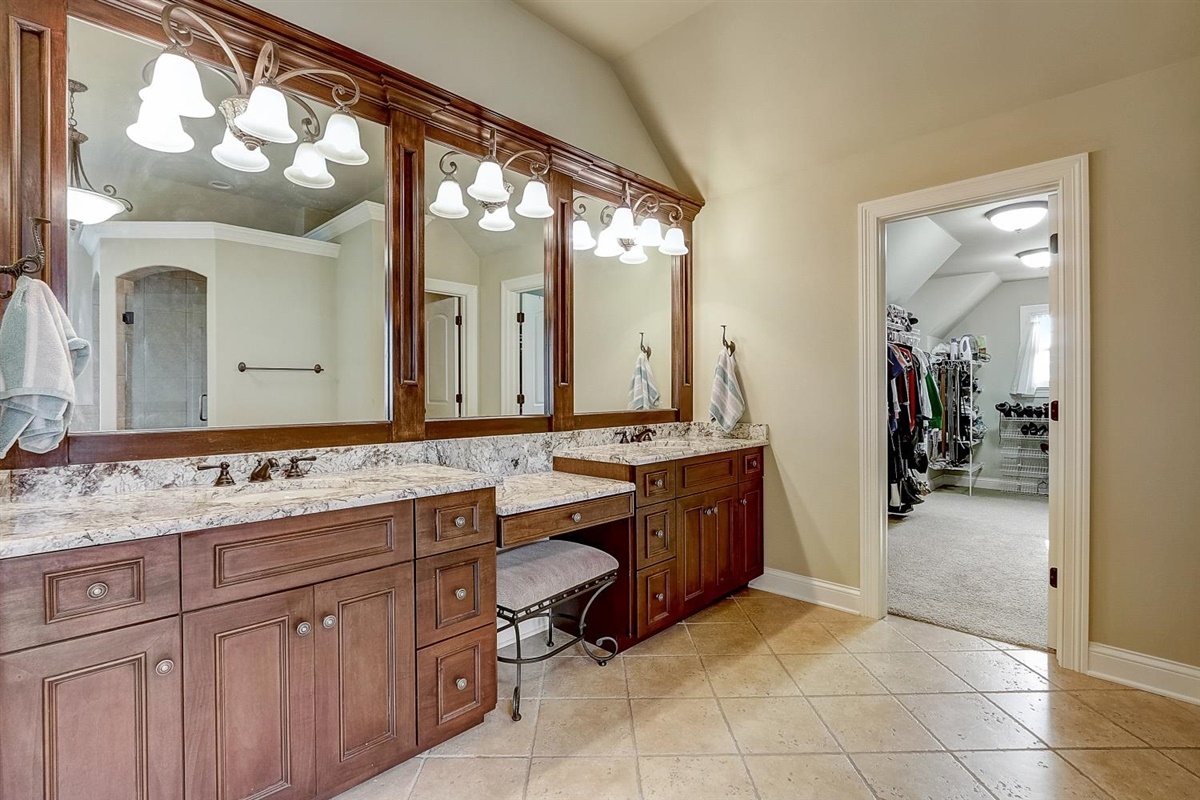 39W560 Walt Whitman Road St. Charles, IL 60175 - Photo 28 of 61