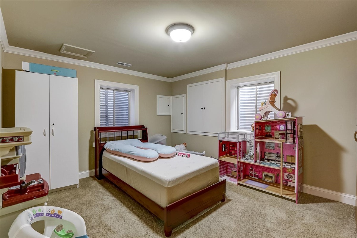 39W560 Walt Whitman Road St. Charles, IL 60175 - Photo 46 of 61