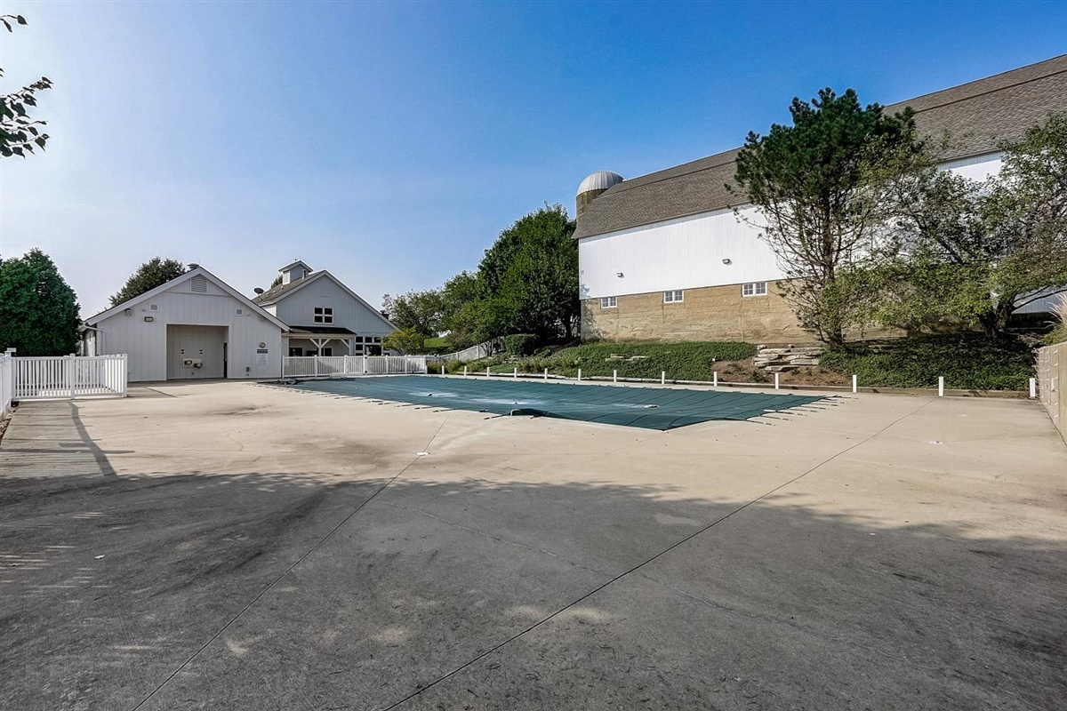39W560 Walt Whitman Road St. Charles, IL 60175 - Photo 57 of 61
