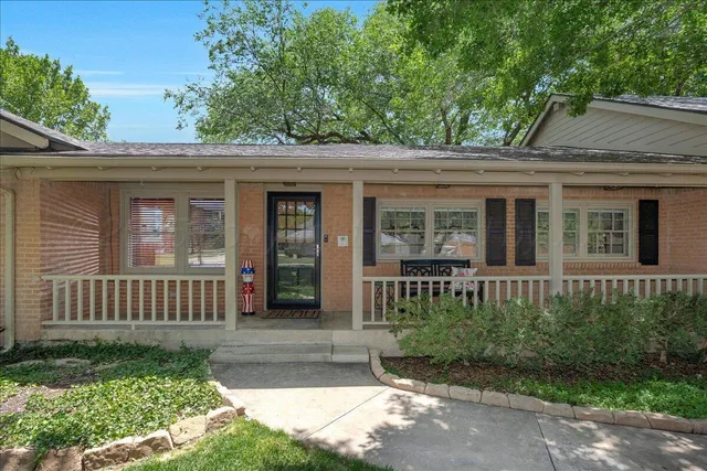 $945,980 | 100 South Avondale Street, Amarillo, TX 79106