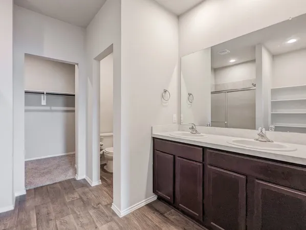 $2,300 | 14541 Montclair Way, Magnolia, TX 77354