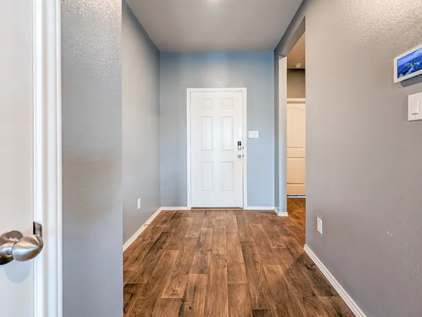 $2,300 | 14541 Montclair Way, Magnolia, TX 77354