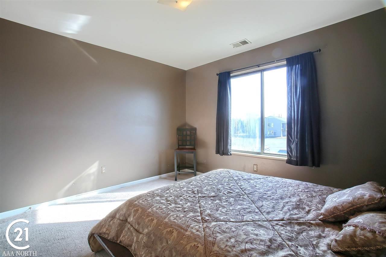 30653 Hidden Pines Lane Roseville, MI 48066 - Photo 17 of 22