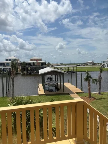 $4,500 | 336 Myrtle Grove Road, Port Sulphur, LA 70083