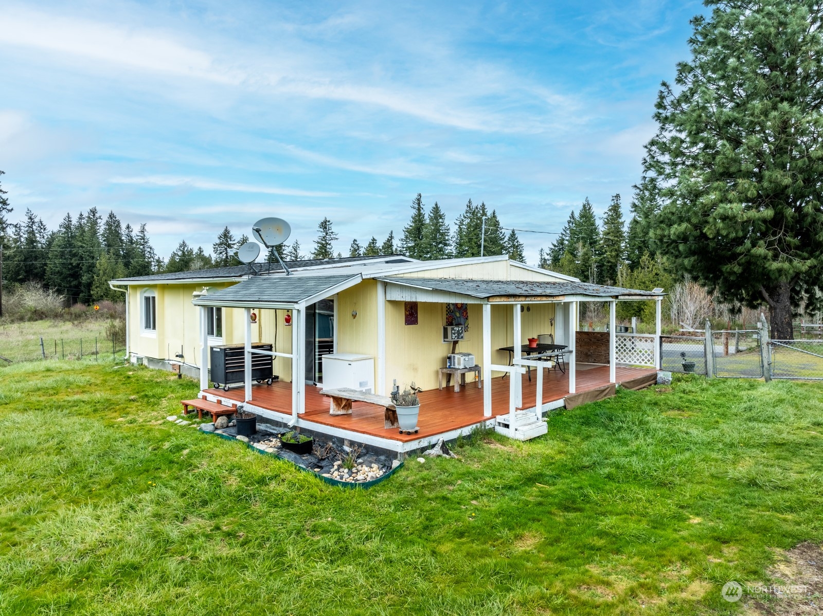 16101 Reichel Road Southeast Rainier, WA 98576 - Photo 13 of 18 Gallery Image 13
