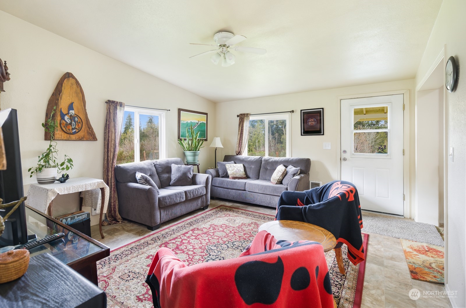 16101 Reichel Road Southeast Rainier, WA 98576 - Photo 3 of 18 Gallery Image 3