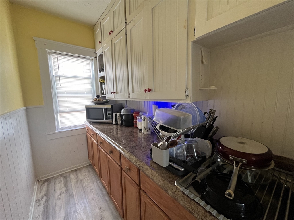 28 Prentice Street Worcester, MA 01604 - Photo 27 of 33 Gallery Image 27