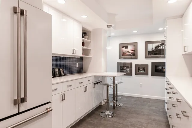 $2,650,000 | 1010 Memorial Drive, Unit 6G, Cambridge, MA 02138