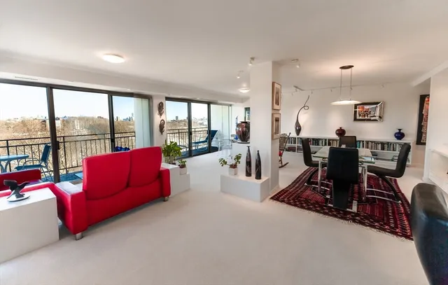 $2,650,000 | 1010 Memorial Drive, Unit 6G, Cambridge, MA 02138