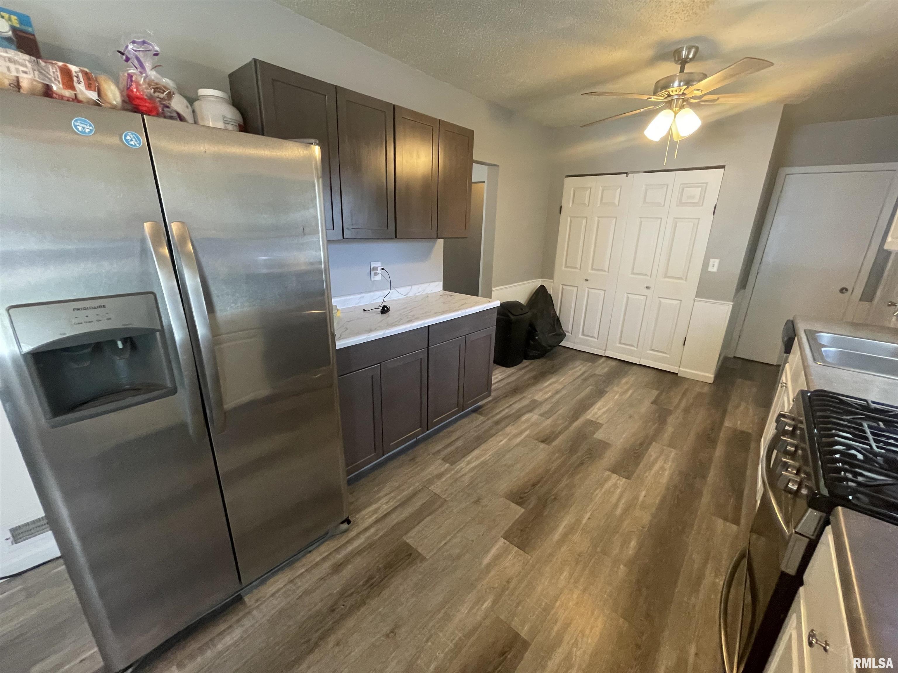 320 North Wesley Street Springfield, IL 62702 - Photo 7 of 17