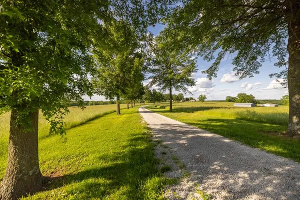 $699,500 | 662 West 6th Street, Schell City, MO 64783