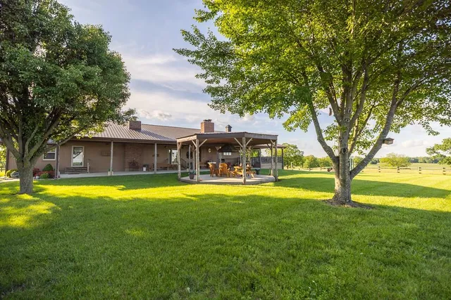 $699,500 | 662 West 6th Street, Schell City, MO 64783